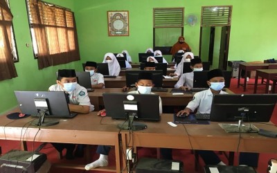 57 SISWA MTS NEGERI 4 TEBO MENGIKUTI ANBK