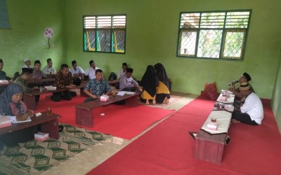 MTs Wali Songo Rimbo Bujang Gelar Meeting KKM MTsN 4 Tebo  Edisi Maret 2020