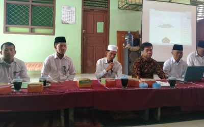 Kasubag TU dan Plh Kasi Penmad Kankemenag Tebo Hadiri Meeting Rutin KKM MTsN 4 Tebo Edisi Juni 2020